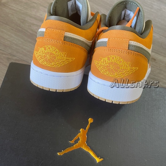 Air Jordan 1 Low Orange Olive 🍊 🫒 w - Picture 6 of 6